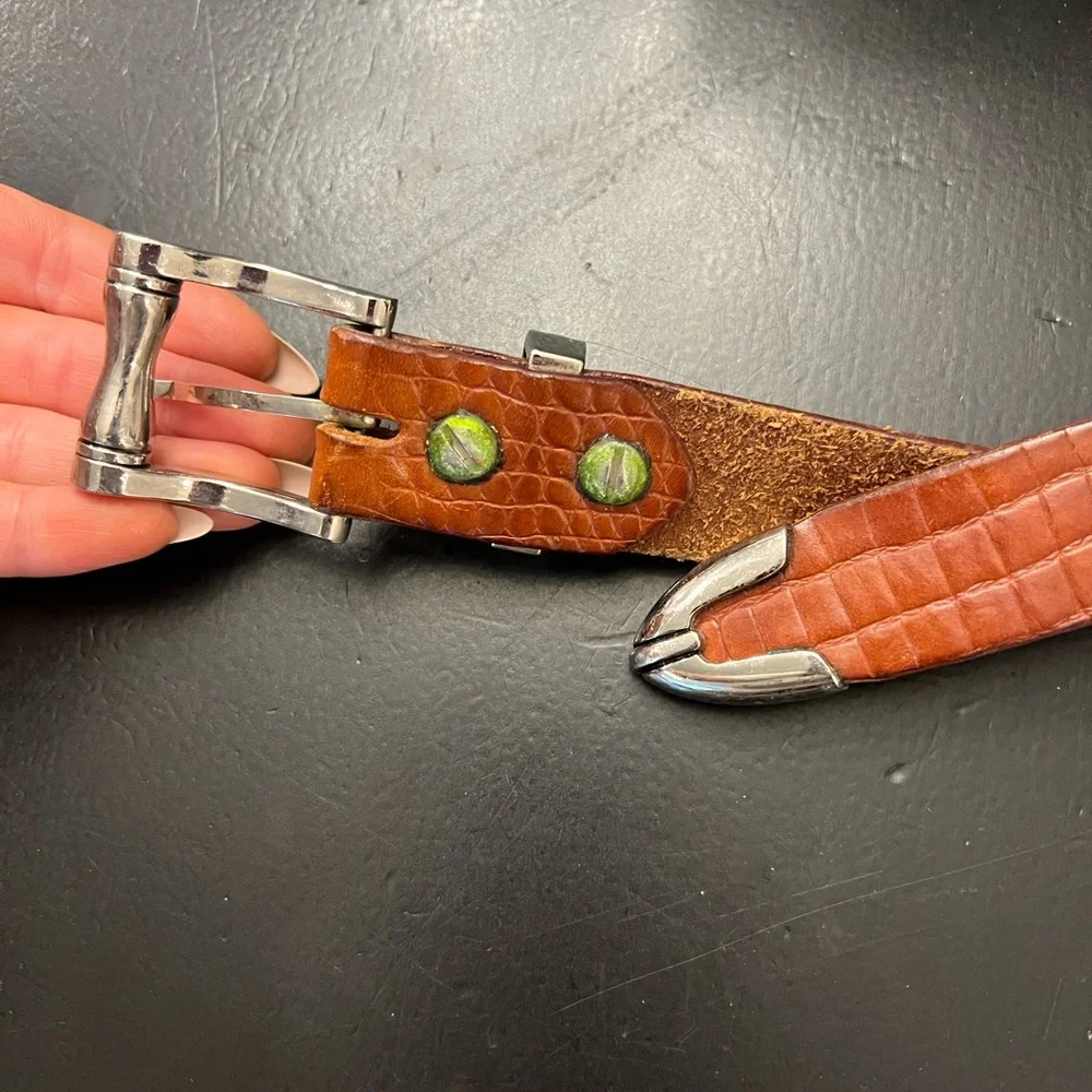 Vintage Tan‎ Leather Alligator Pattern Silver Tone Buckled Belt Sz XL 40-42